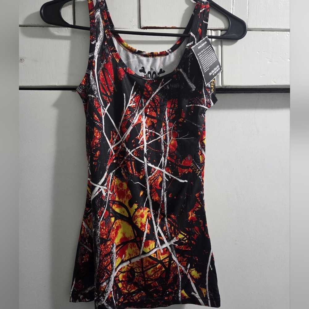 Moonshine Camo Wildfire Tank Top Small